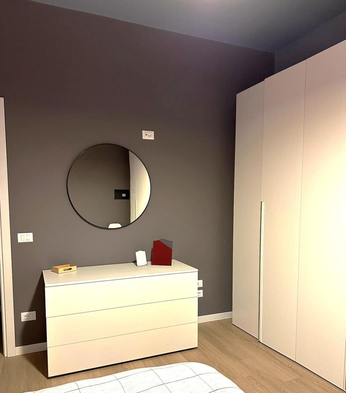 La Casa Di Anna, Appartamento Trilocale Con Balcone E Garage Brescia Exterior foto